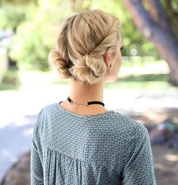Effortless Messy High Bun — Winter Bun Hairstyles
