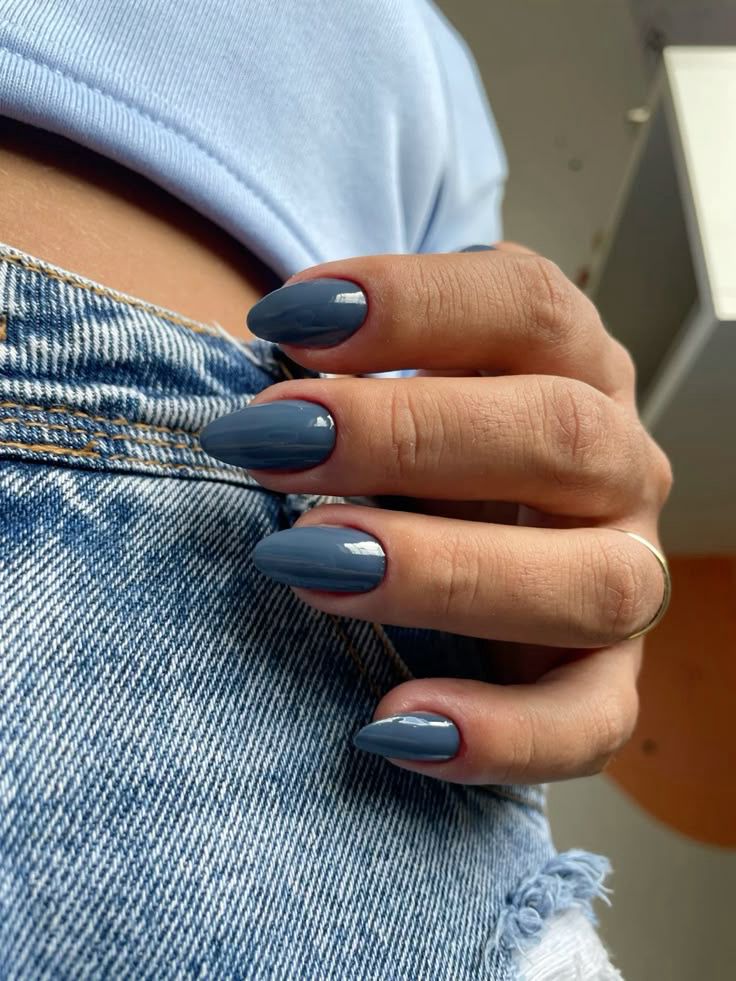 Taupe Metallic Rose Gold Half Moon Taupe Metallic Rose Gold Half Moon — Fall to Winter Nails