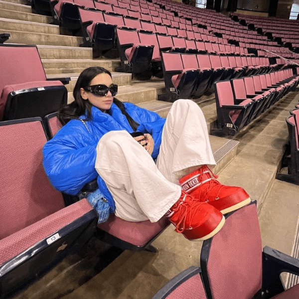Casual Streetwear Cold Weather Outfit Idea Casual Streetwear Cold Weather Outfit Idea — Moon Boots Outfits
