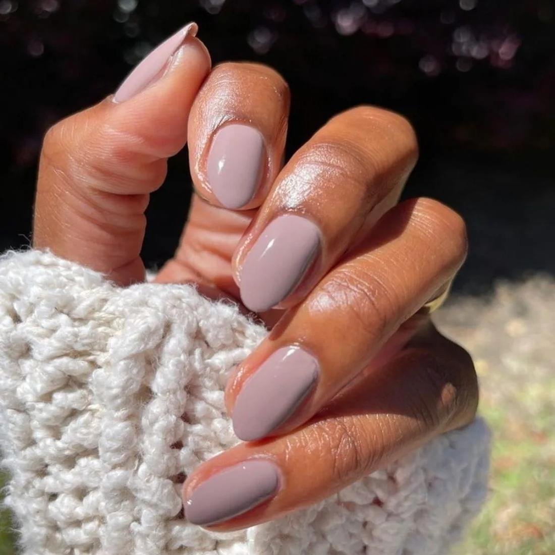 Muted Dusty Rose Glossy Short Oval Nails Muted Dusty Rose Glossy Short Oval Nails — Natural Winter Nails