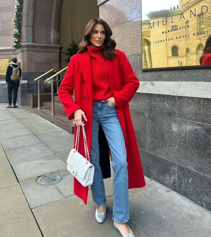 Monochromatic Red Coat and Sweater for a Bold Winter Statement Monochromatic Red Coat and Sweater for a Bold Winter Statement — December Outfits
