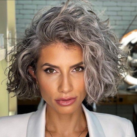 Textured Chin Bob With Tousled Bangs Textured Chin Bob With Tousled Bangs — Winter Hairstyles for Gray Hair