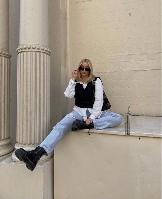 Relaxed Denim and Vest Combo with Classic Combat Boots Relaxed Denim and Vest Combo with Classic Combat Boots — Combat Boots Outfits