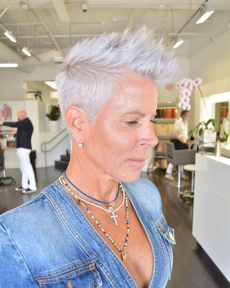 Edgy Platinum Spiky Pixie — Winter Pixie Haircuts