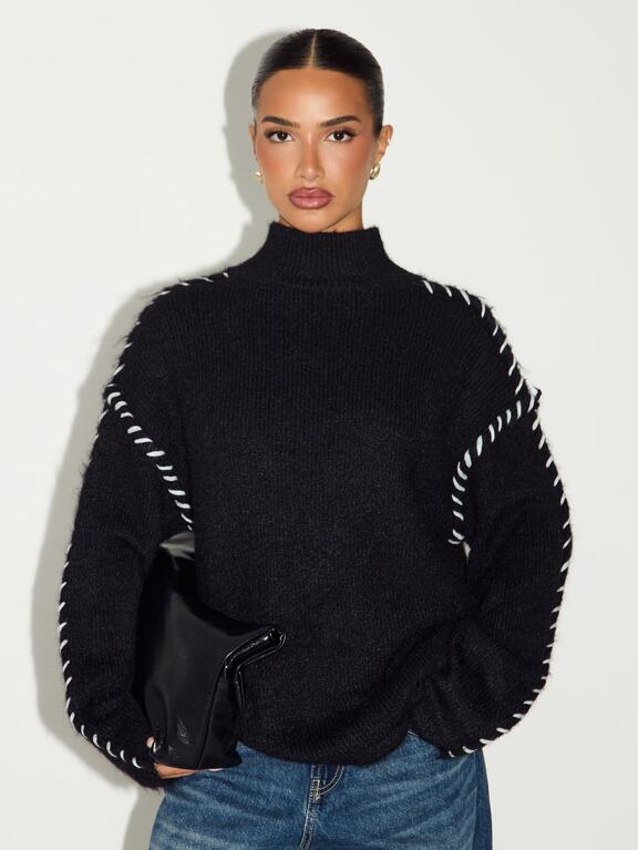 Chunky Knit Sweater with Contrast Stitching: A Statement Piece — Comfy Winter Outfits
