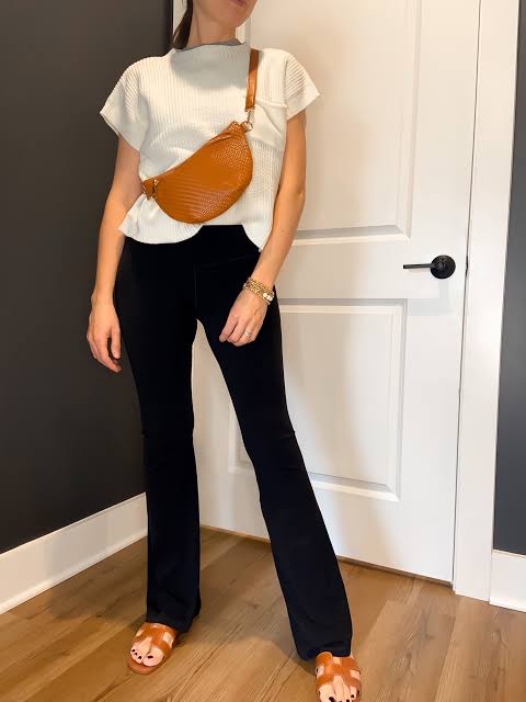 Outfit Idea — Flare Leggings Outfits