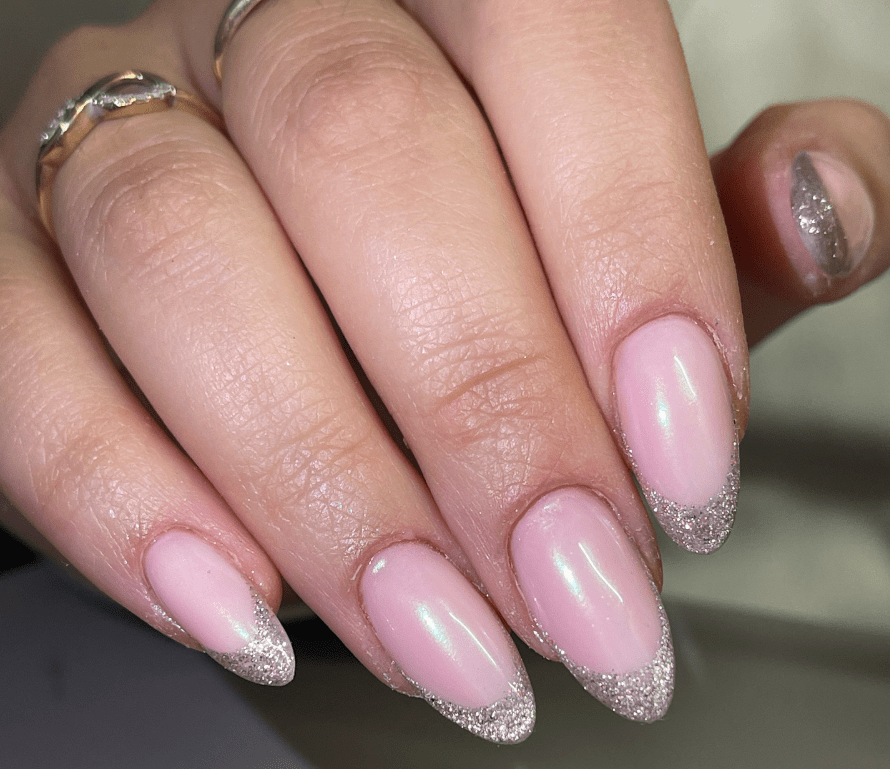 Muted Grey-Blue Cozy Oval Nails Muted Grey-Blue Cozy Oval Nails — Winter Oval Nails
