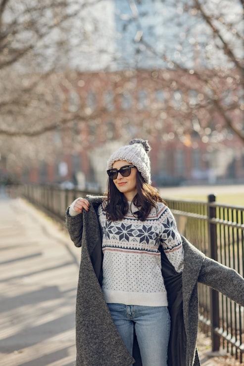 Casual Festive Outfit Idea Casual Festive Outfit Idea — Sweater Outfits