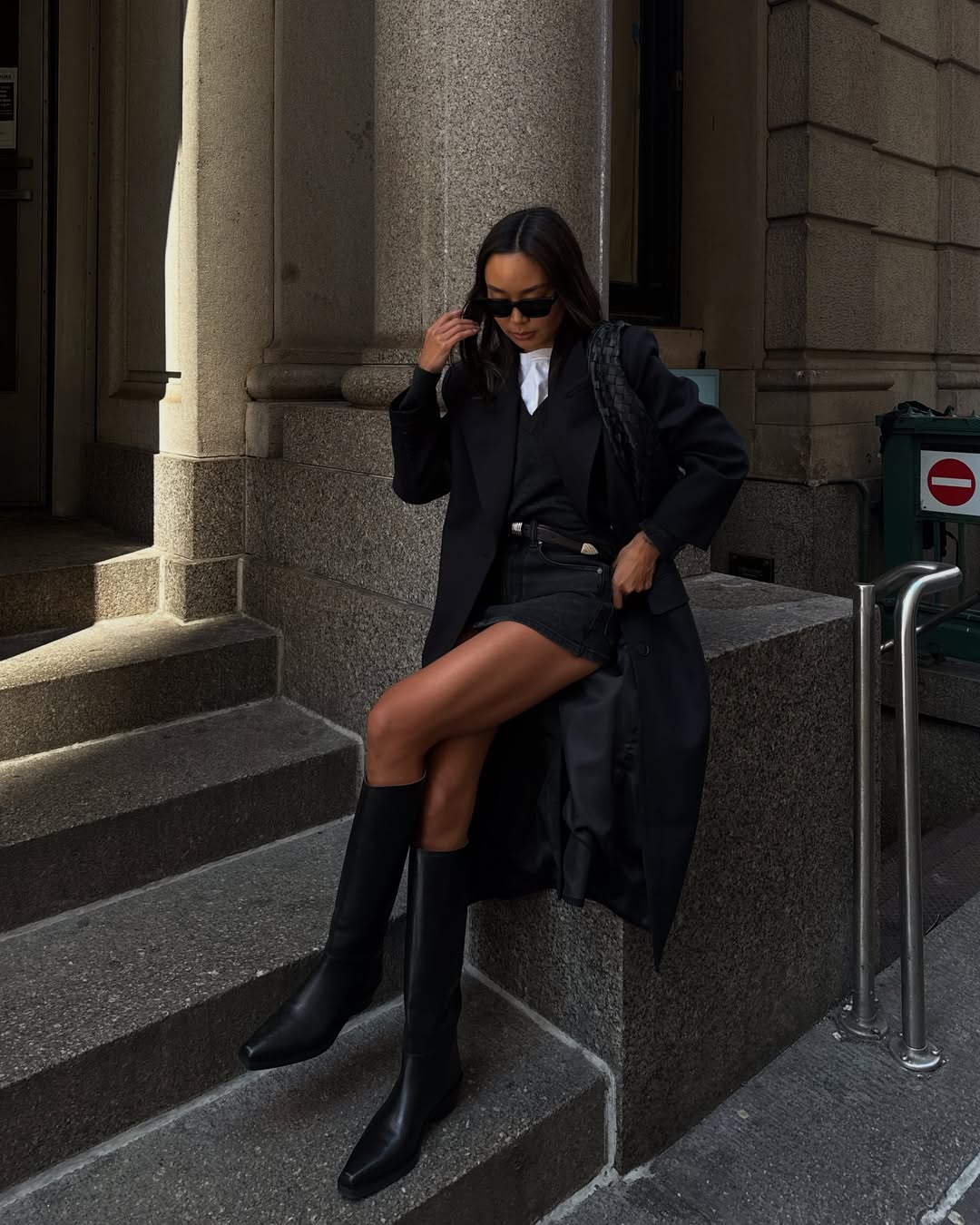 Fashionable Black Coat with Mini Skirt and Knee-High Boots — Black Coat Outfits