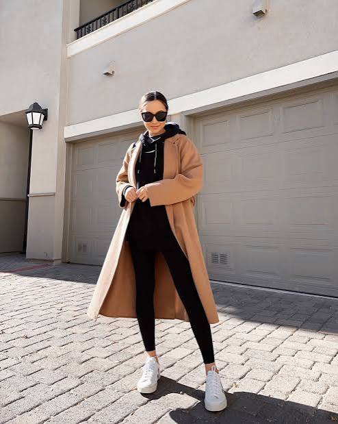 Comfortable Casual: Camel Coat Over Hoodie and Leggings — Camel Coat Outfits