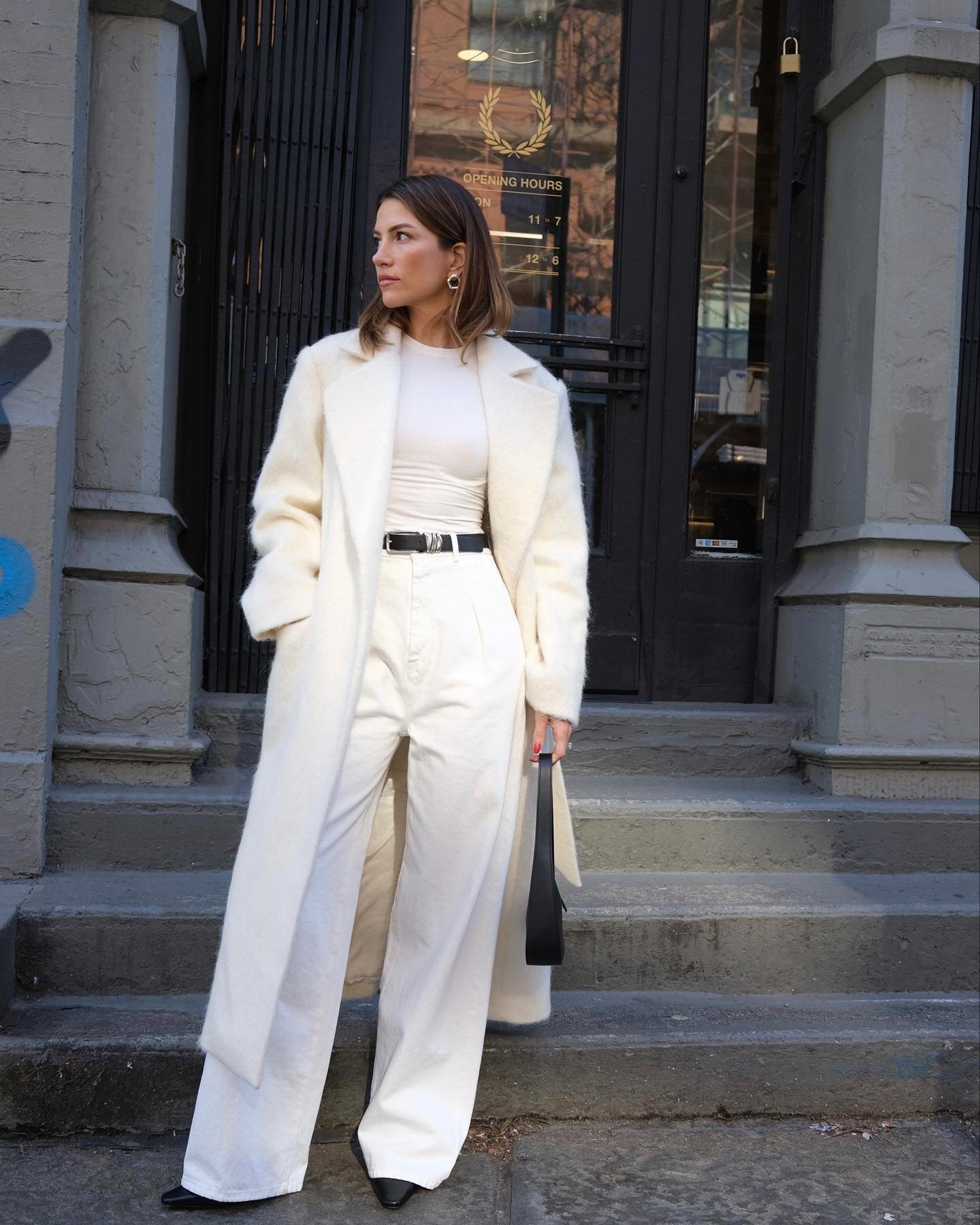 Longline Cream Coat for Chic Winter Style Longline Cream Coat for Chic Winter Style — Winter White Outfits