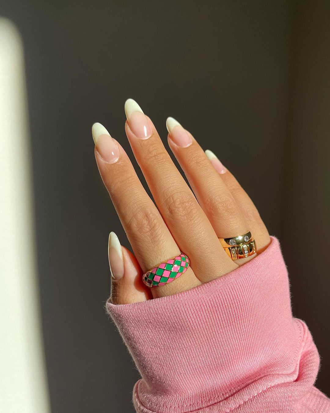 Medium Almond Classic White French Medium Almond Classic White French — Winter French Tip Nails
