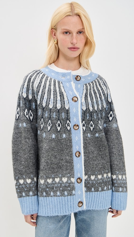 Oversized Grey Fair Isle Cardigan with Heart Motifs — Fair Isle Sweater Outfits