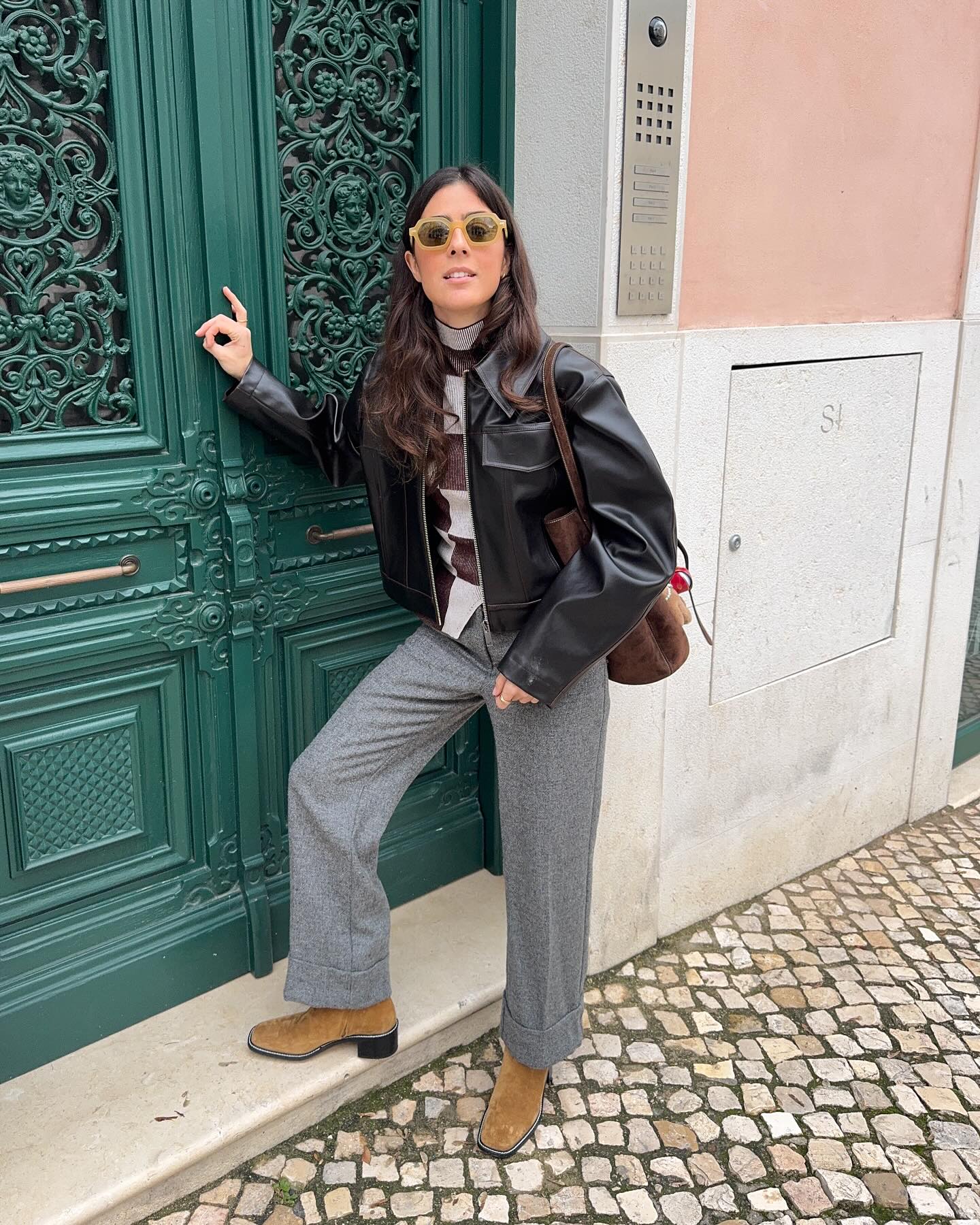 Casual Urban Look with Tan Suede Ankle Boots — Suede Boots Outfits