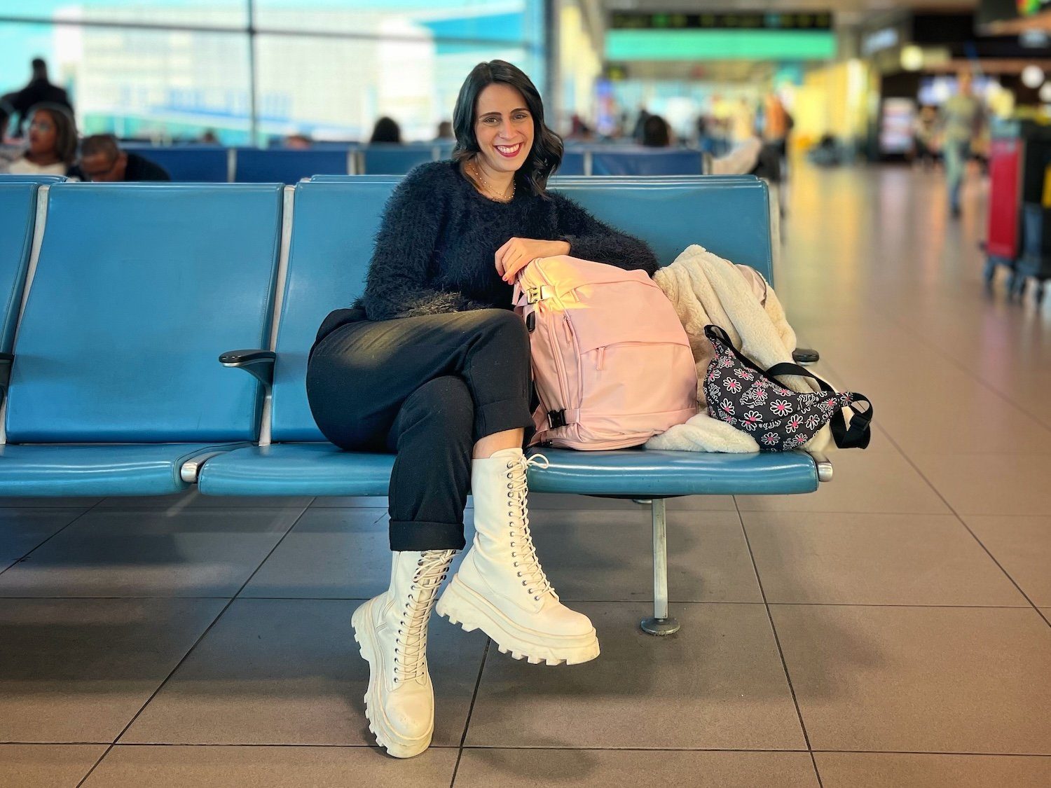 Cozy Black Wide-Leg Trousers and Fuzzy Sweater for Ultimate Comfort — Winter Airport Outfits