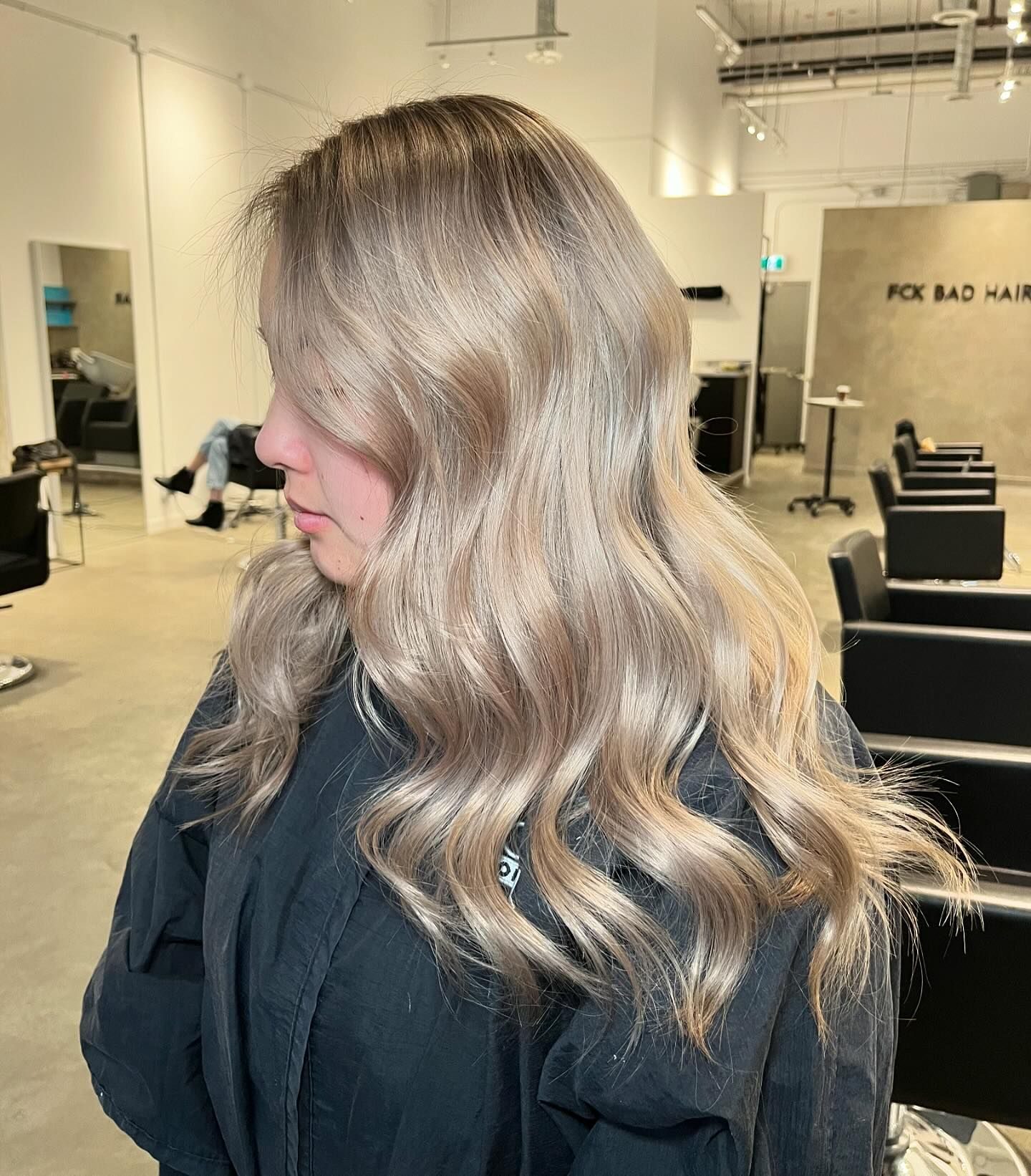 Ash Blonde With Beige Highlights Visual Idea Ash Blonde With Beige Highlights Visual Idea — Winter Balayage