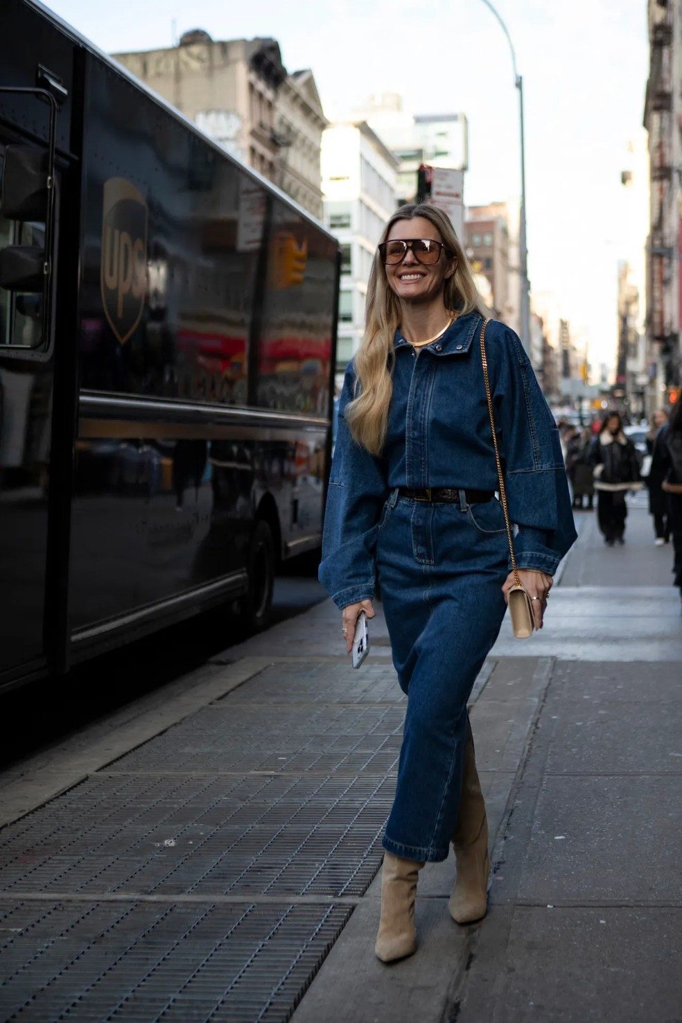 Effortless City Style with Tan Suede Ankle Boots — Suede Boots Outfits