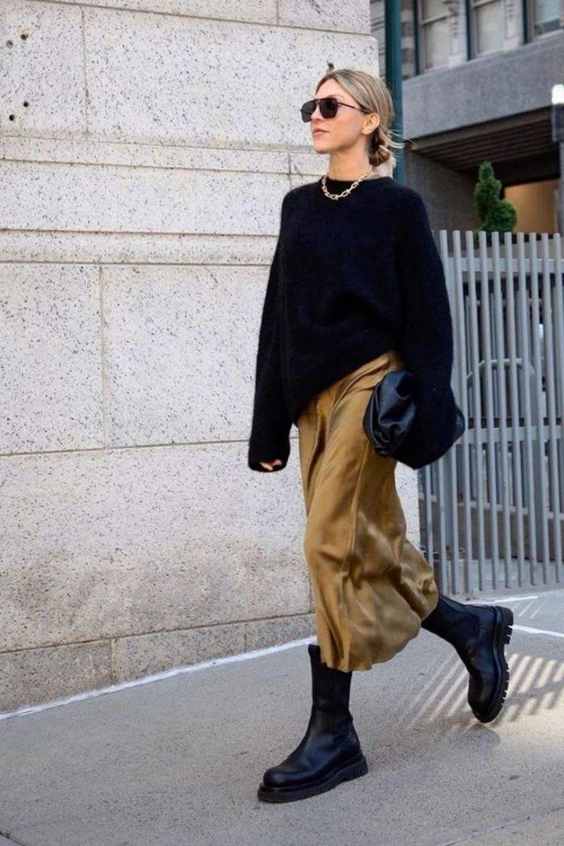 Chic Satin Skirt Paired with an Oversized Knit Sweater for Winter Evening — Winter Date Night Outfits