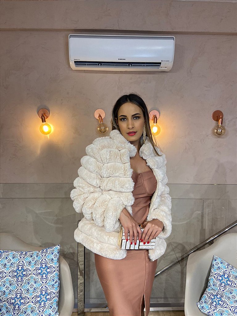 Evening Outfit Idea — Faux Fur Coat Outfits