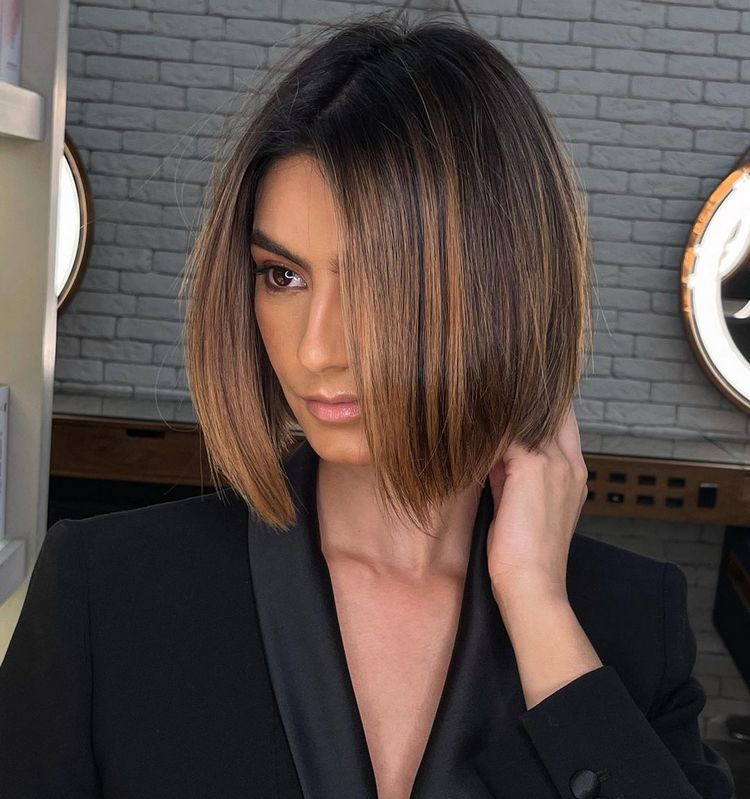 Sleek Collarbone Bob With Balayage Sleek Collarbone Bob With Balayage — Winter Haircuts for Straight Hair