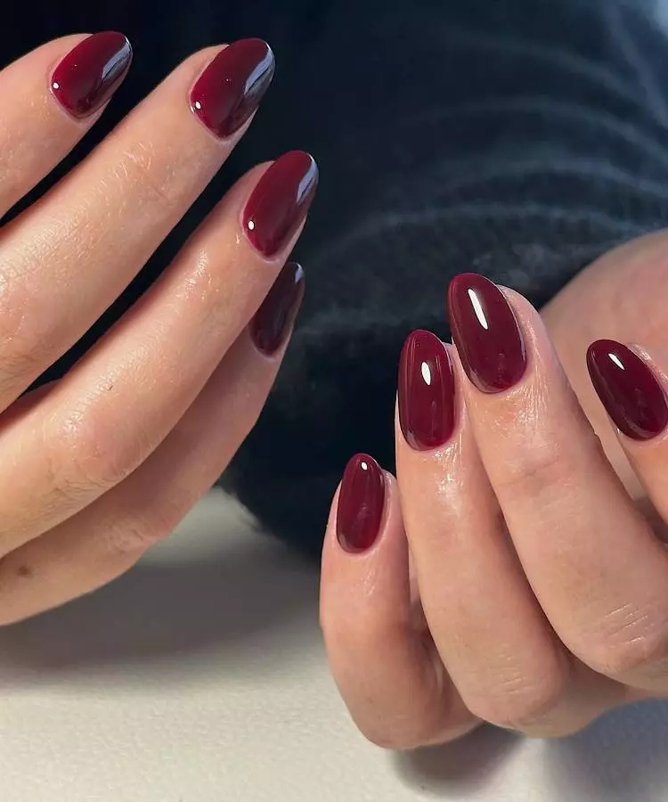 Deep Burgundy Glossy Oval Nails Deep Burgundy Glossy Oval Nails — Classy Winter Nails