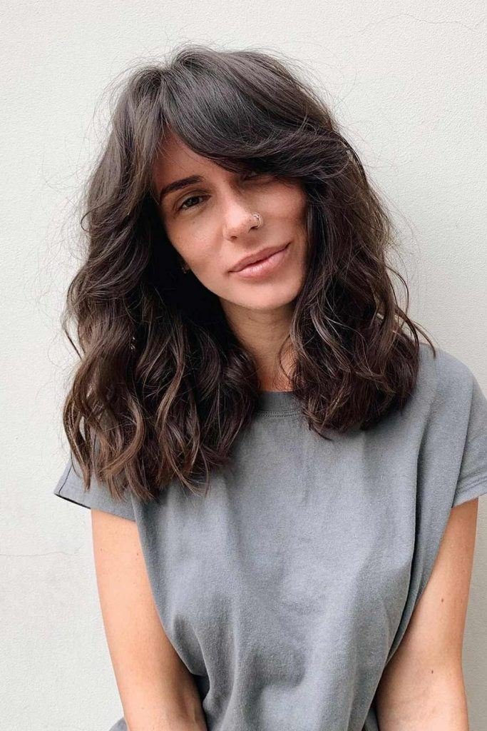 Collarbone Visual Idea Collarbone Visual Idea — Winter Haircuts for Wavy Hair