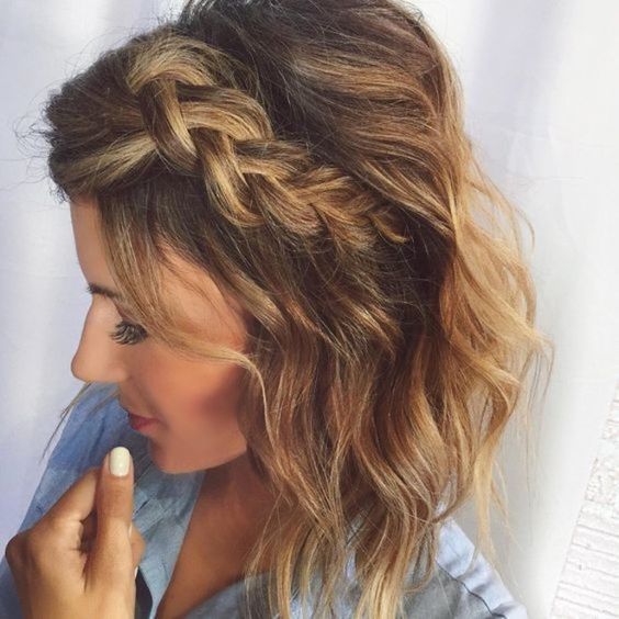 Wavy Blonde Bob With Braid Wavy Blonde Bob With Braid — Winter Hairstyles