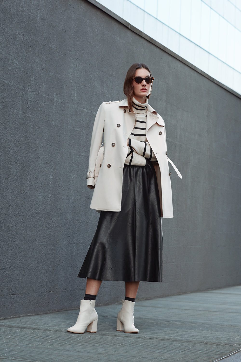 Draped Beige Trench Coat Over Striped Turtleneck Draped Beige Trench Coat Over Striped Turtleneck — Winter Layering Outfits