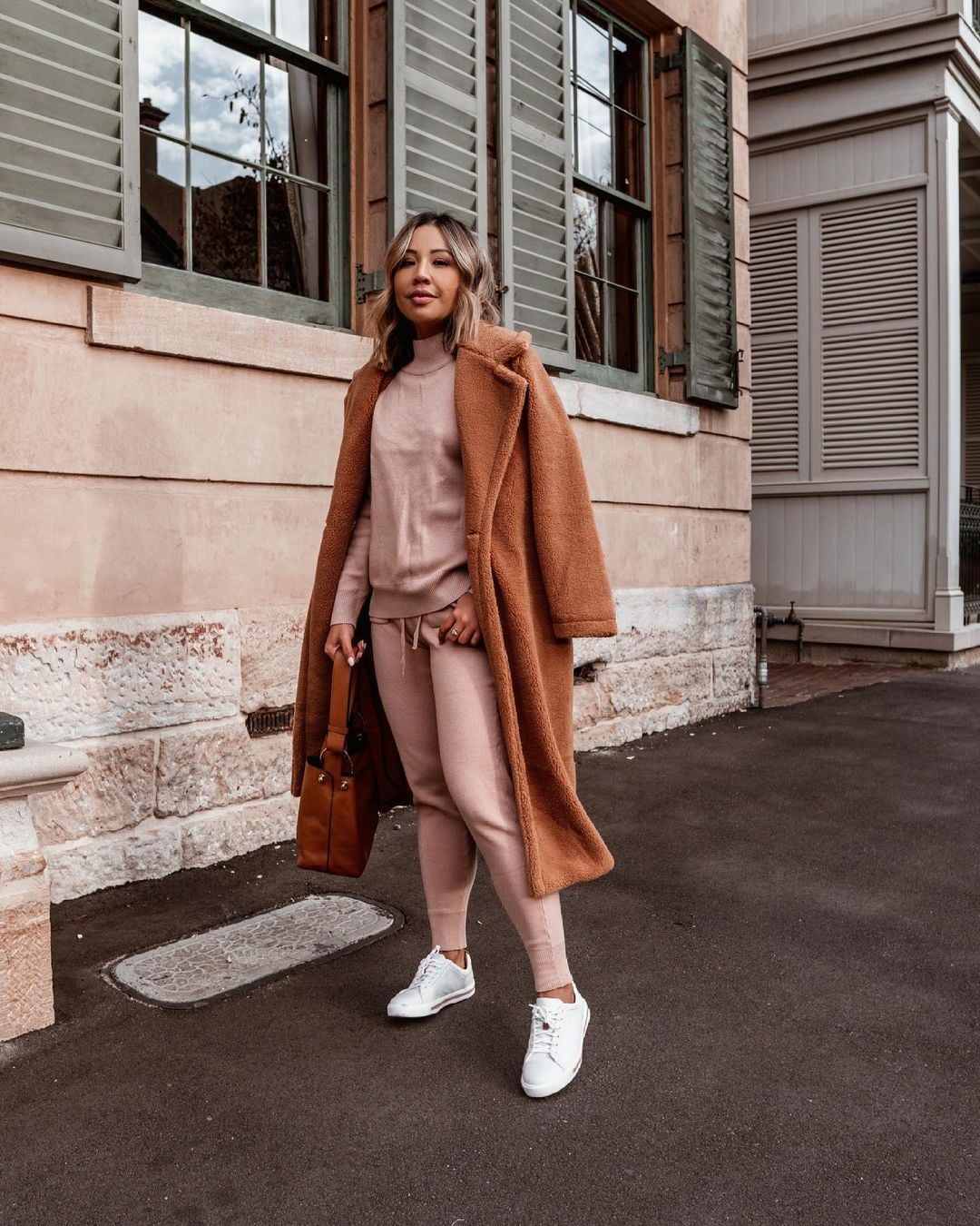 Coordinated Pink Knit Set Under a Longline Brown Teddy Coat — Teddy Coat Outfits