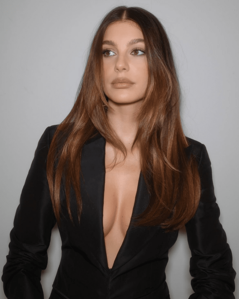 Side-Swept Bangs Visual Idea Side-Swept Bangs Visual Idea — Winter Brown Hair Colors