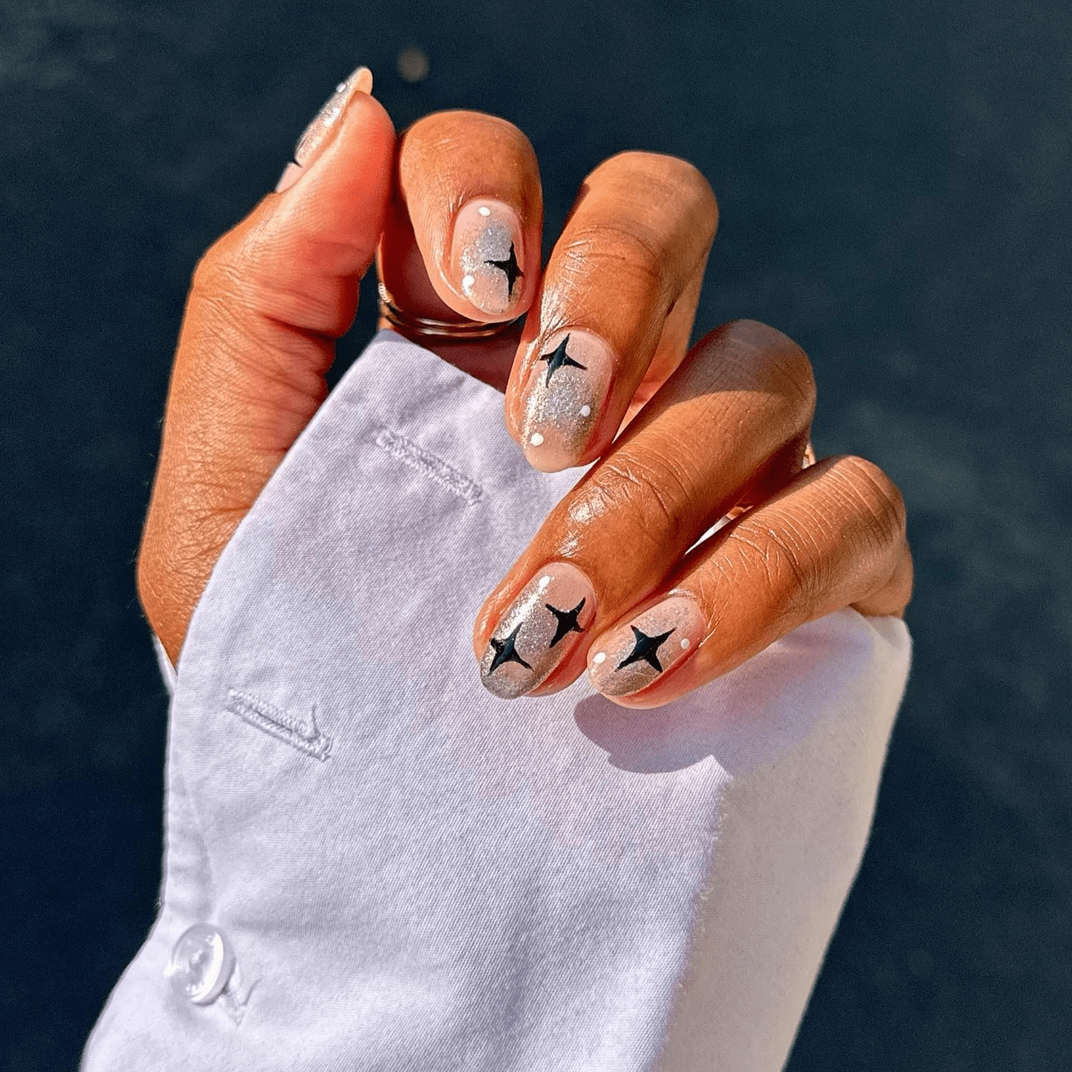 Subtle Star Glitter Short Square Nails Subtle Star Glitter Short Square Nails — Winter Glitter Nails