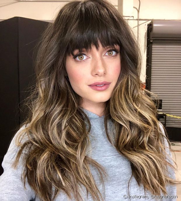 Visual Idea — The Texture Is Wavy And Thick Visual Idea — The Texture Is Wavy And Thick — Winter Haircuts for Wavy Hair
