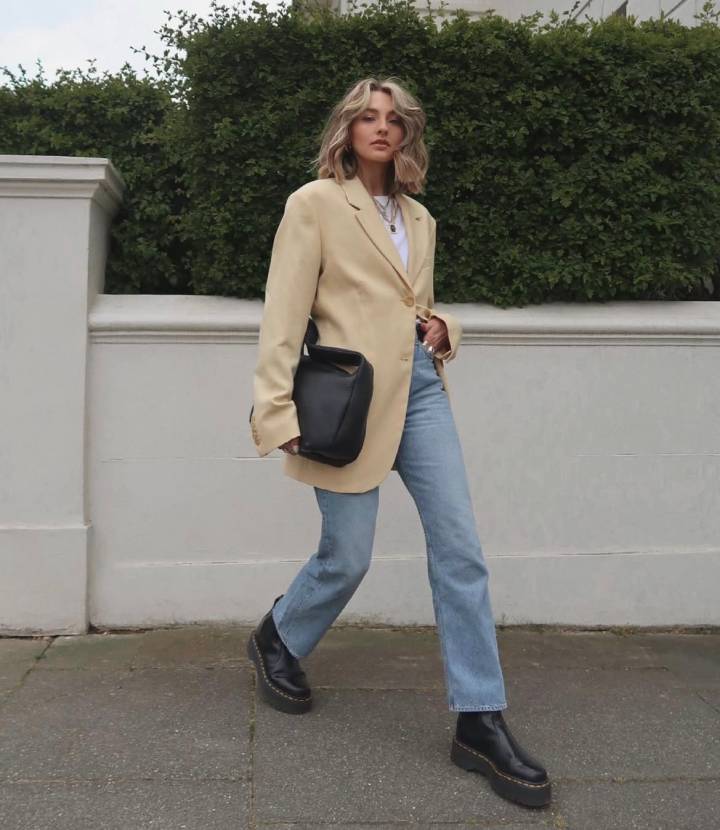 Platform Chelsea Boots: Casual Daytime with Oversized Blazer Platform Chelsea Boots: Casual Daytime with Oversized Blazer — Chelsea Boots Outfits