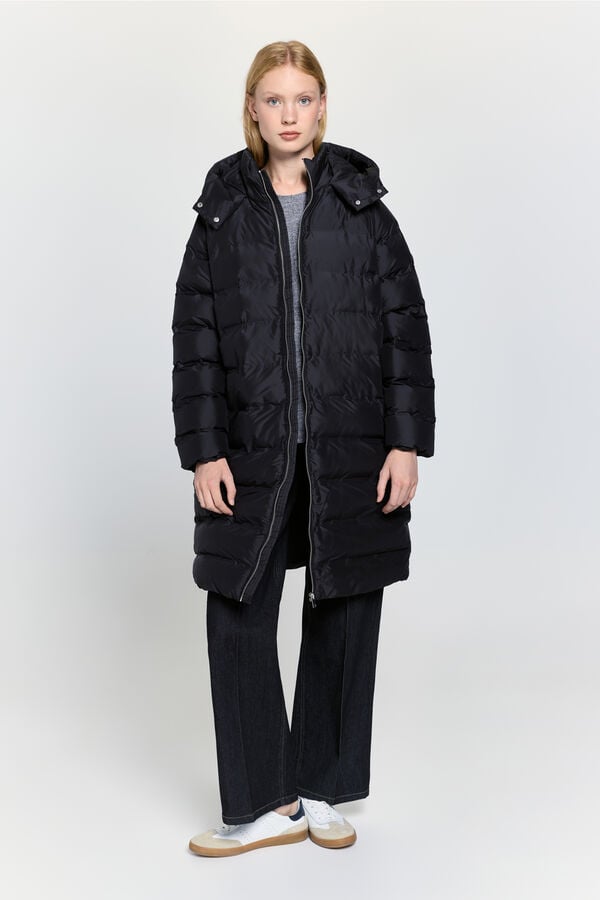 Black Puffer with Grey Tee and Sneakers — Long Puffer Coat Outfits
