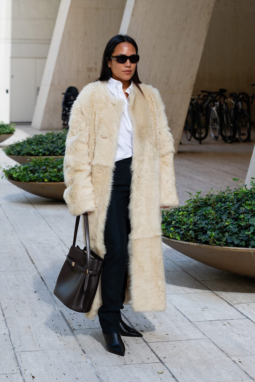 Leather and Shearling Trim Jacket for a Fashion-Forward Edge — Shearling Coat Outfits