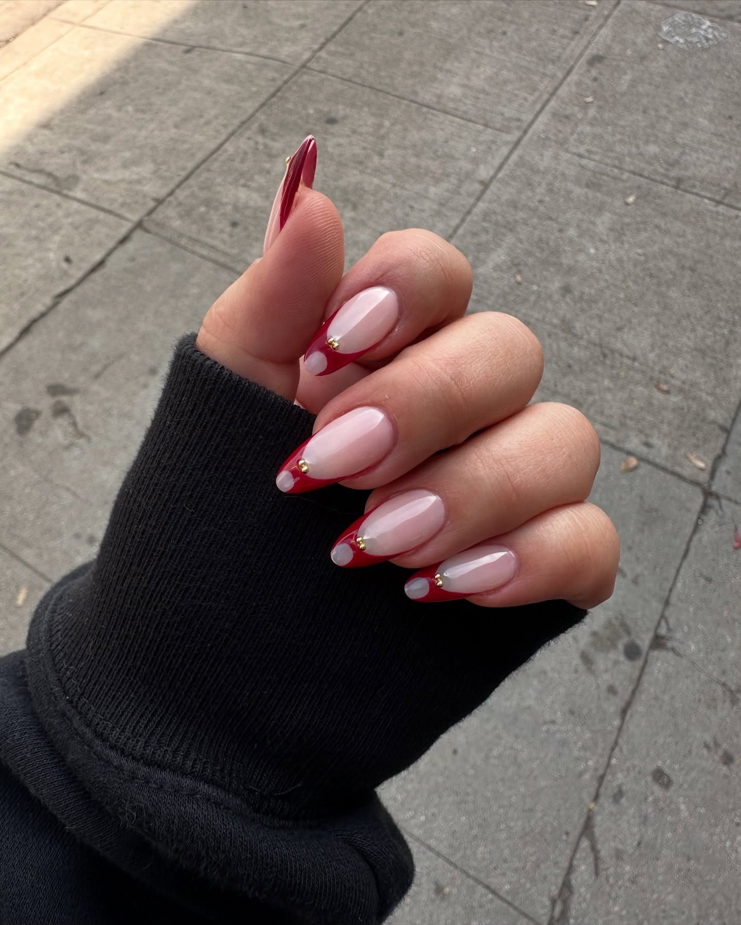 Elegant Deep Red French with Gold Accents Elegant Deep Red French with Gold Accents — Winter Red Nails