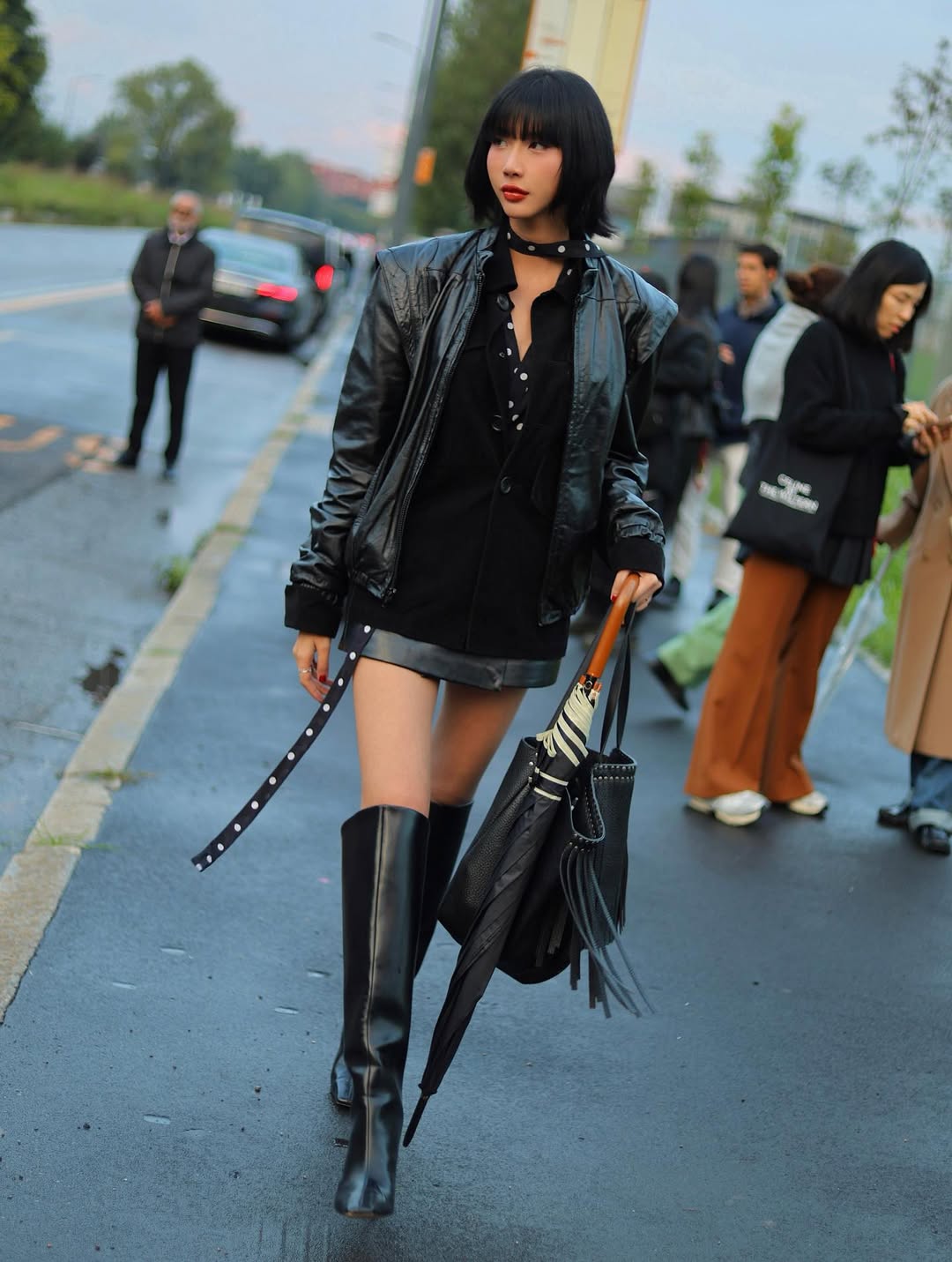 Edgy Monochromatic Look with Knee-High Boots — Black Boots Outfits