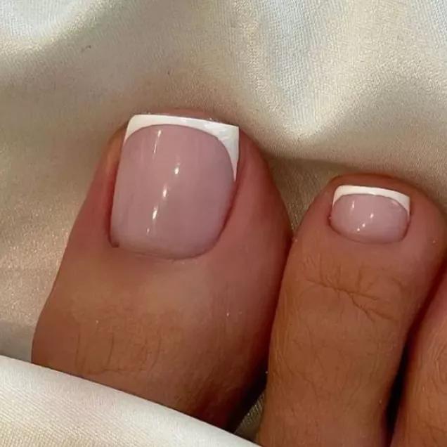 Sweet Pink Heart Rhinestone Toes — Winter Toe Nails
