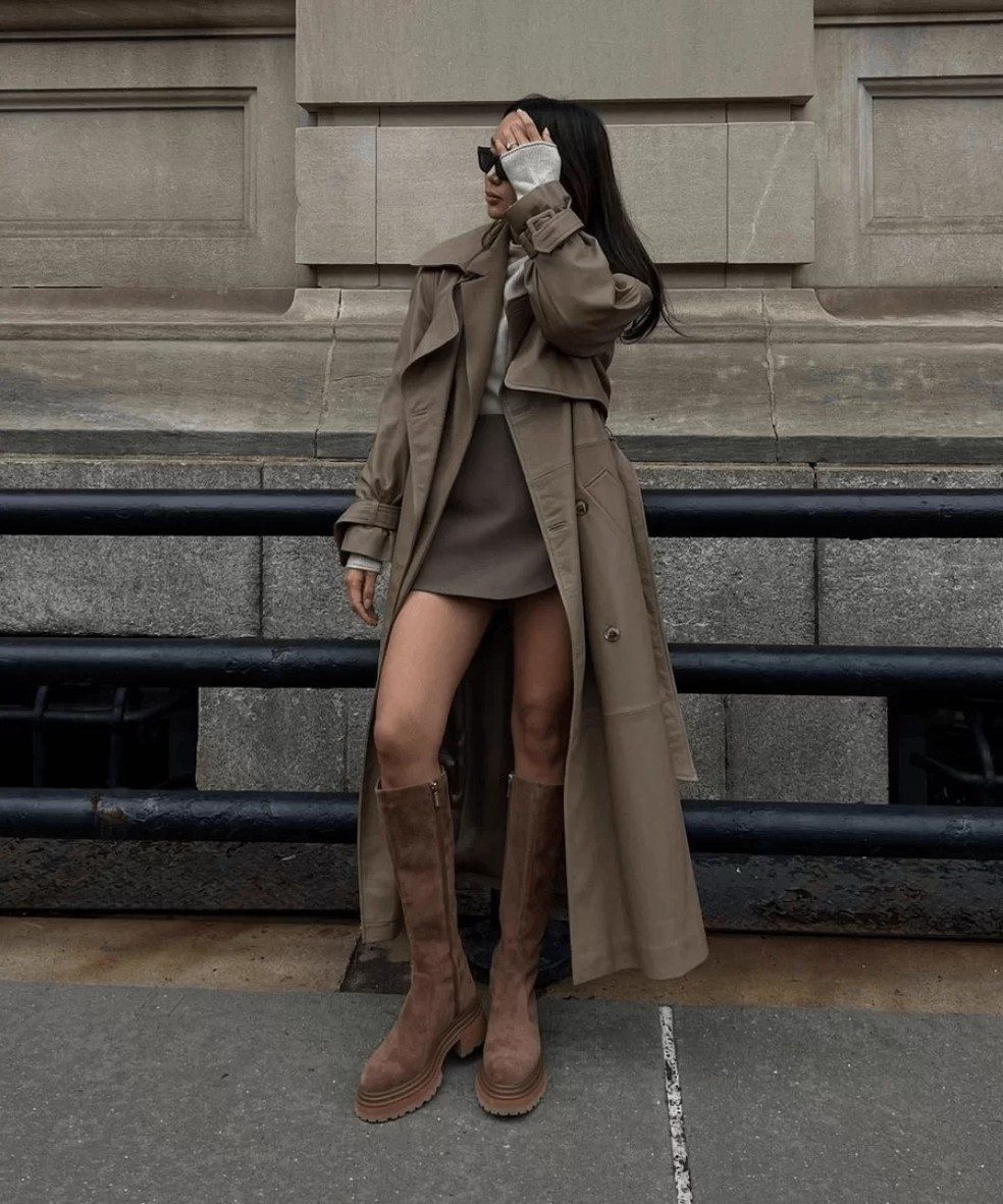 Platform Boots with Trench Coat and Mini Skirt Platform Boots with Trench Coat and Mini Skirt — Winter Boots Outfits