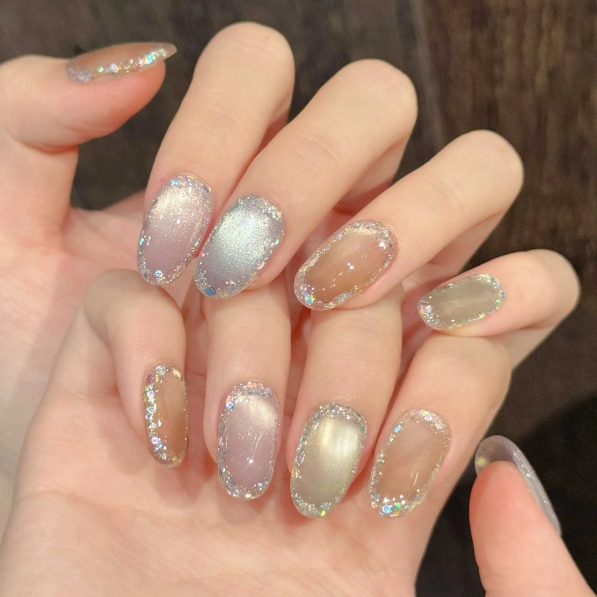 Lavender White Glitter Gradient — Medium Length Winter Nails