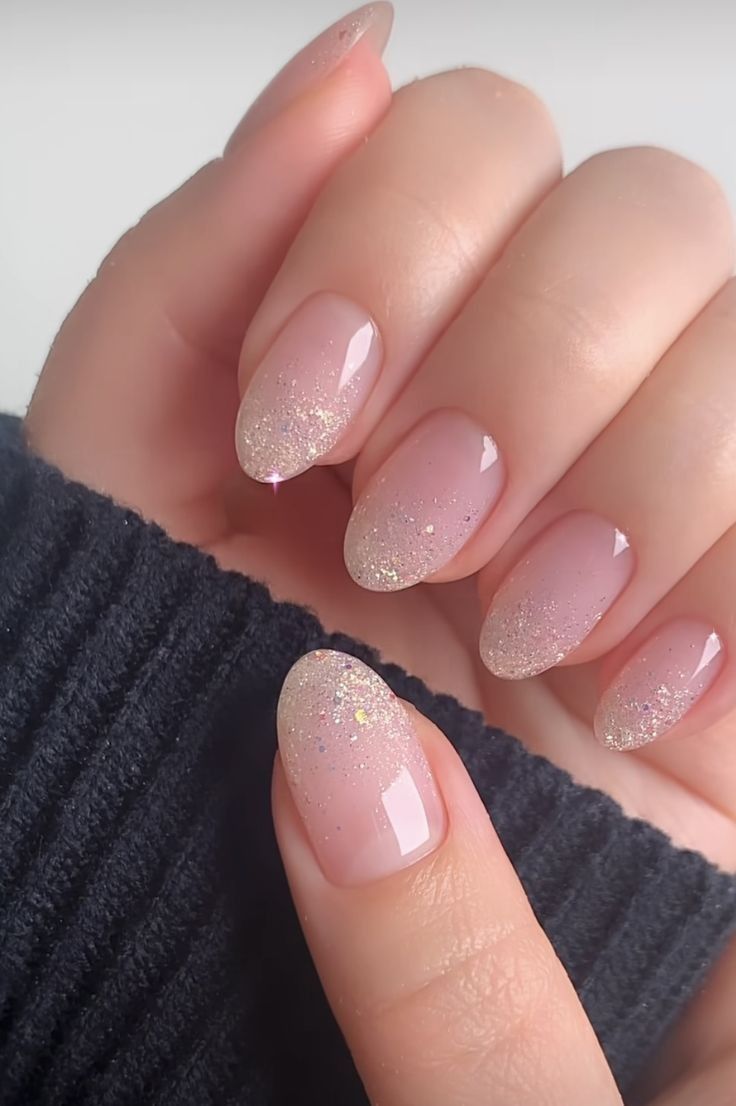 Sheer Pink Glitter Ombre Short Oval Nails Sheer Pink Glitter Ombre Short Oval Nails — Winter Wedding Nails