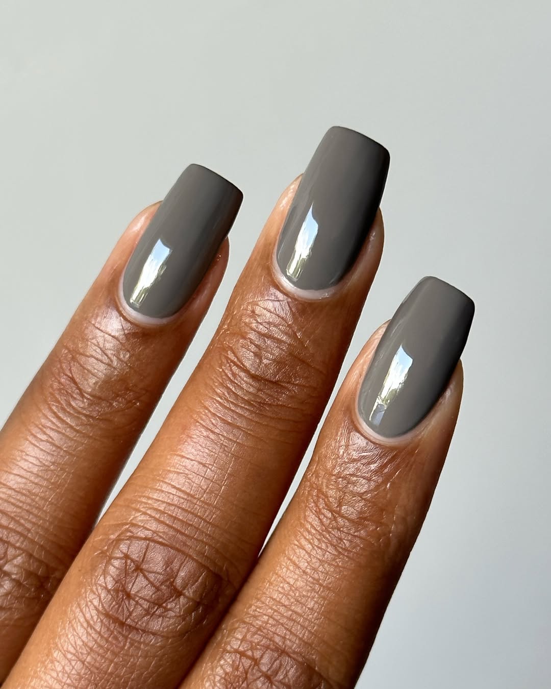 Clean Classic Medium Gray Squares — Winter Gray Nails