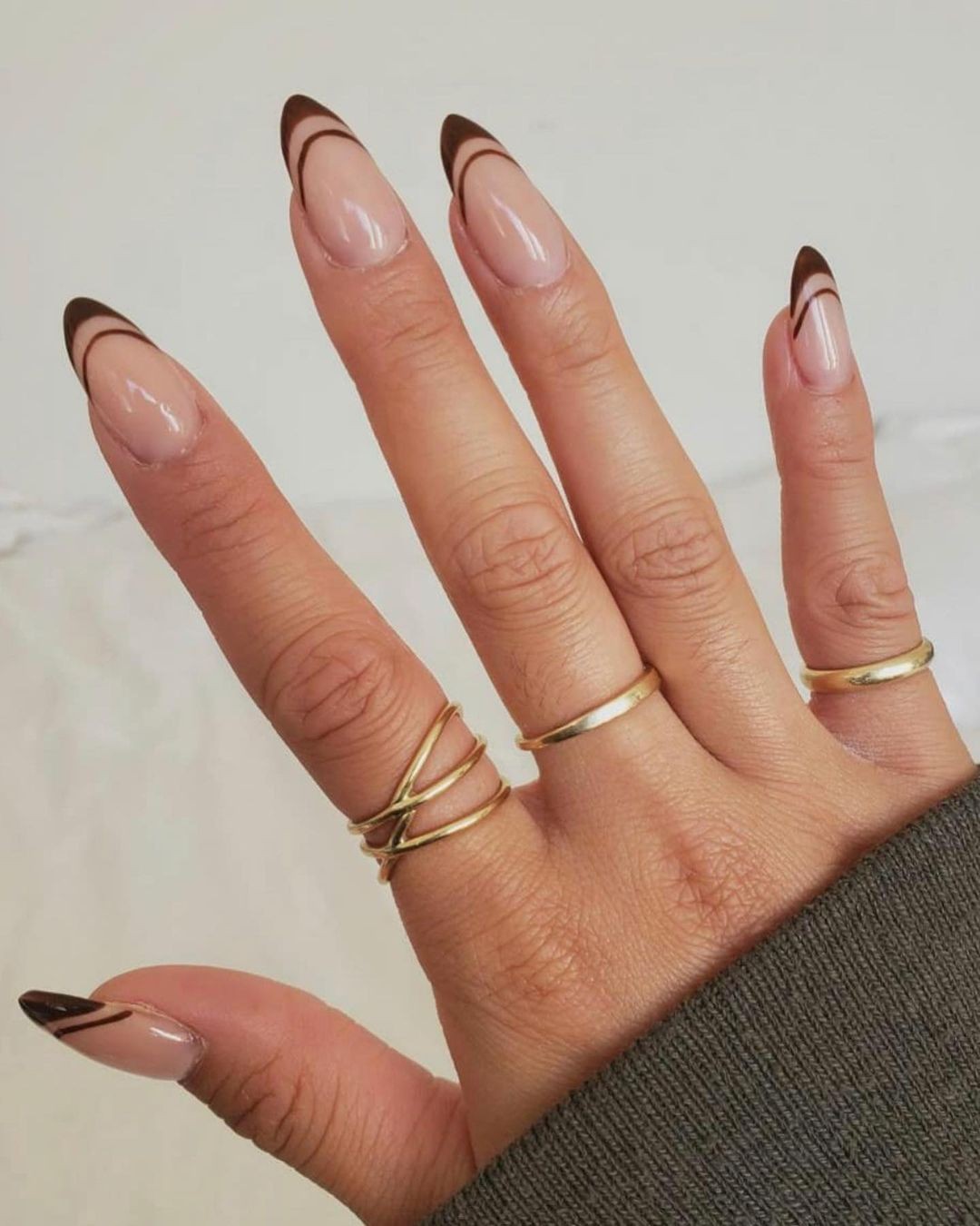 Metallic Rose Gold French Tip Ovals Metallic Rose Gold French Tip Ovals — Winter French Tip Nails
