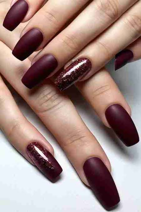 Matte Burgundy with Glitter Accent Nails Matte Burgundy with Glitter Accent Nails — Winter Nails