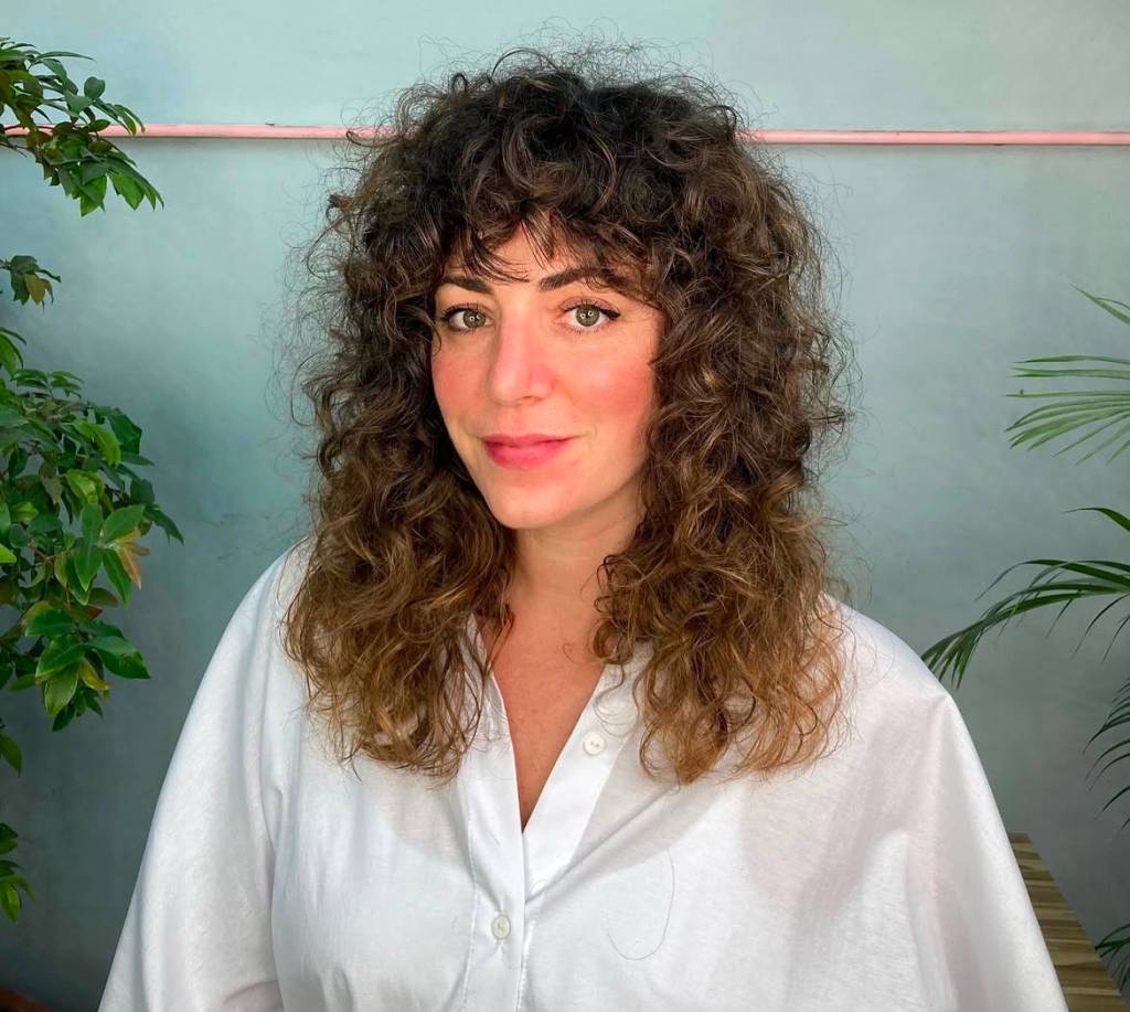 Dark Brown With Subtle Auburn Highlights Visual Idea — Winter Haircuts for Oval Faces