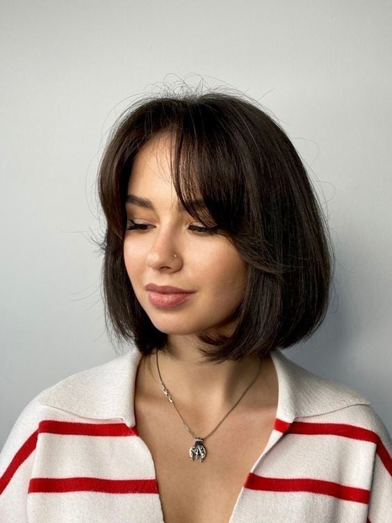 Dark Brown The Blunt Chin Bob with Bangs — Winter Hairstyles for Round Faces