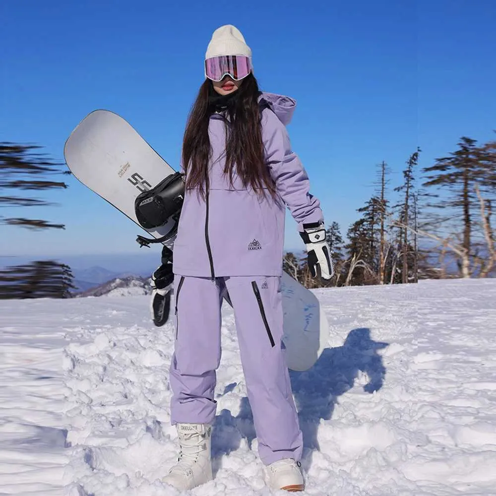 Full Lavender Ski Suit for a Chic Mountain Aesthetic Full Lavender Ski Suit for a Chic Mountain Aesthetic — Ski Outfits