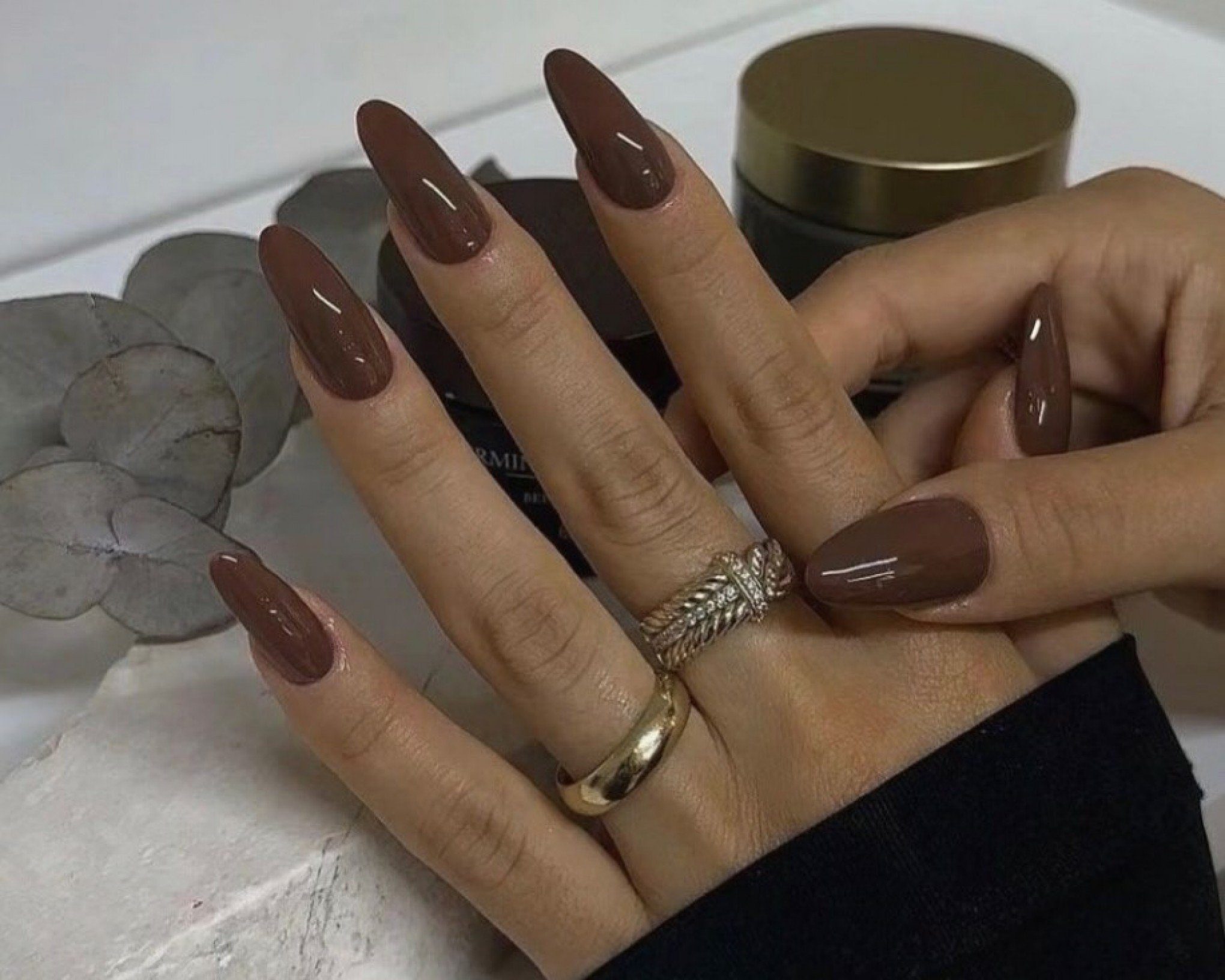 Long Almond Solid Medium-Dark Brown — Chocolate Brown Nails