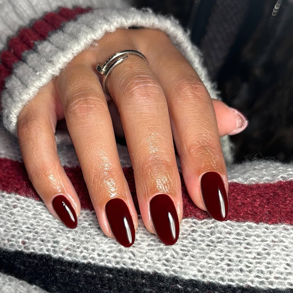 Cozy Burgundy Knit Nails — Short Winter Acrylic Nails