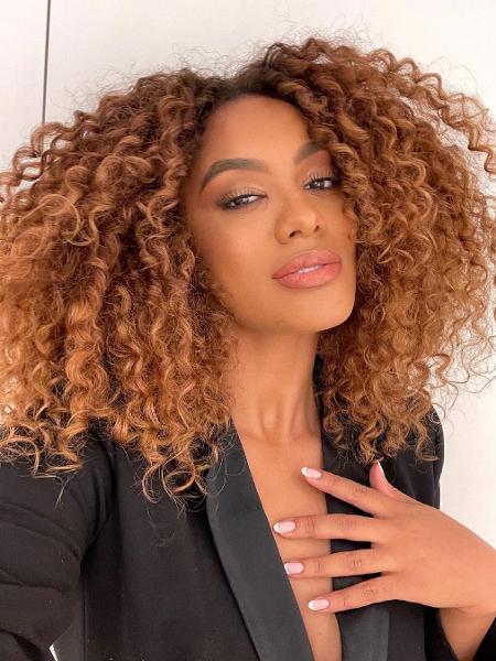 Layers Visual Idea Layers Visual Idea — Winter Hair Colors for Curly Hair